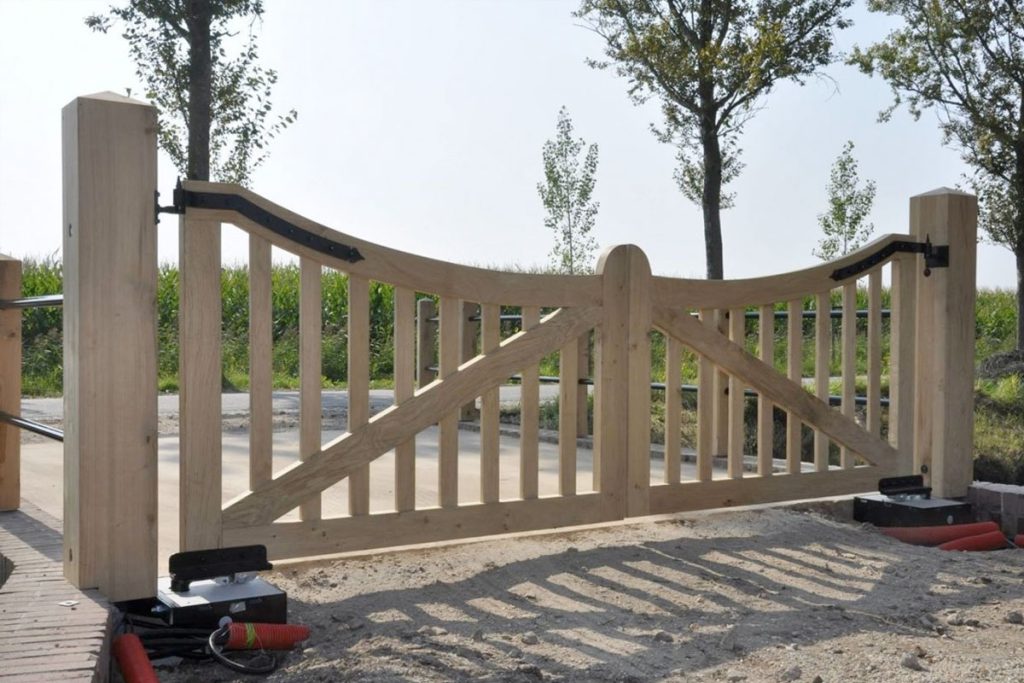 Houten poort laten automatiseren