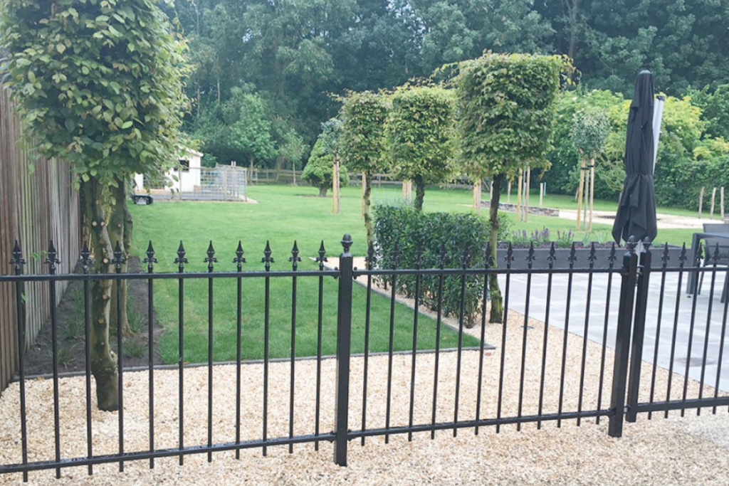 Stalen sierhekwerk kosten