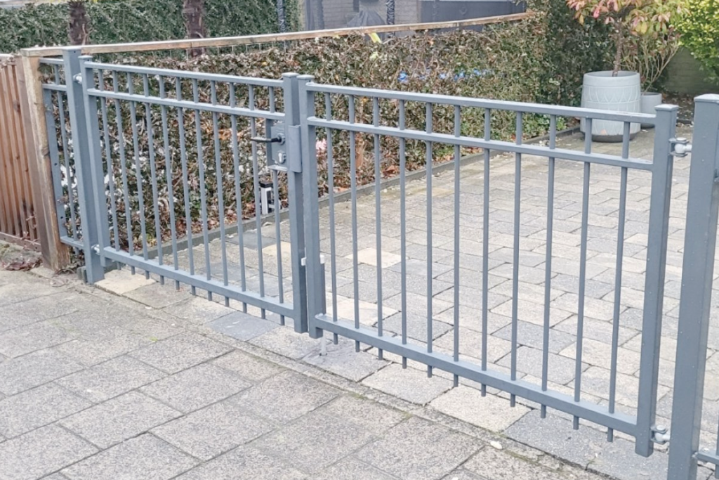 Tuinpoorten laten lassen