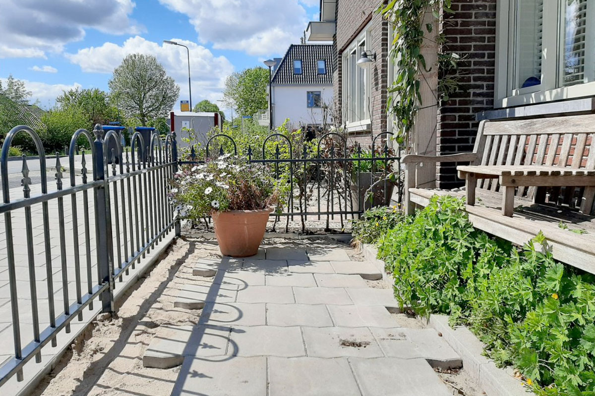 sierhekwerk in de tuin