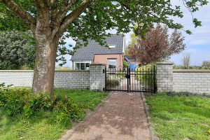 Dubbele draaipoorten in Rotsterhaule