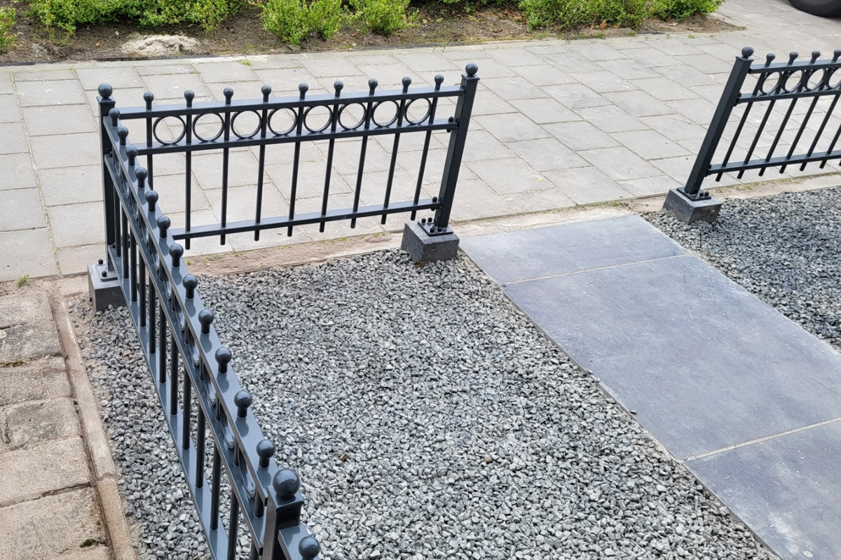stalen sierhekwerk om je tuin