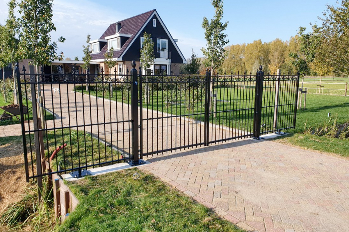 staal of aluminium poort oprit