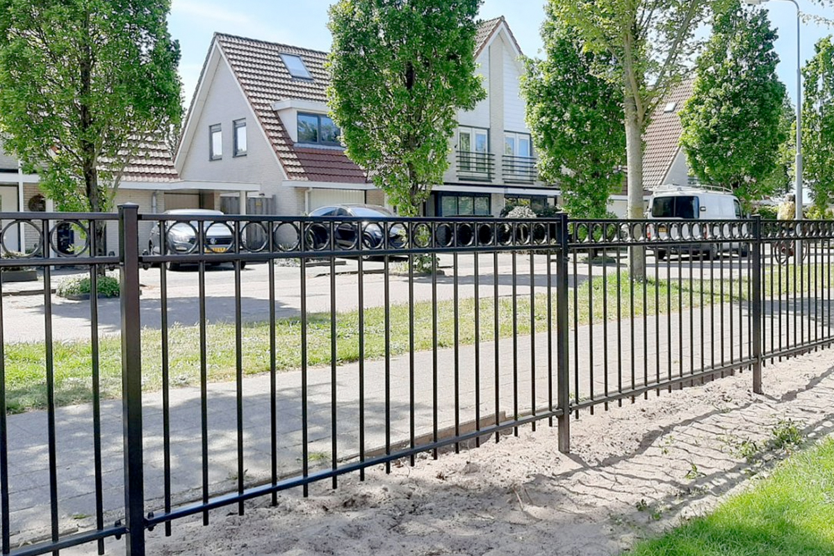 Sierhekwerk van staal