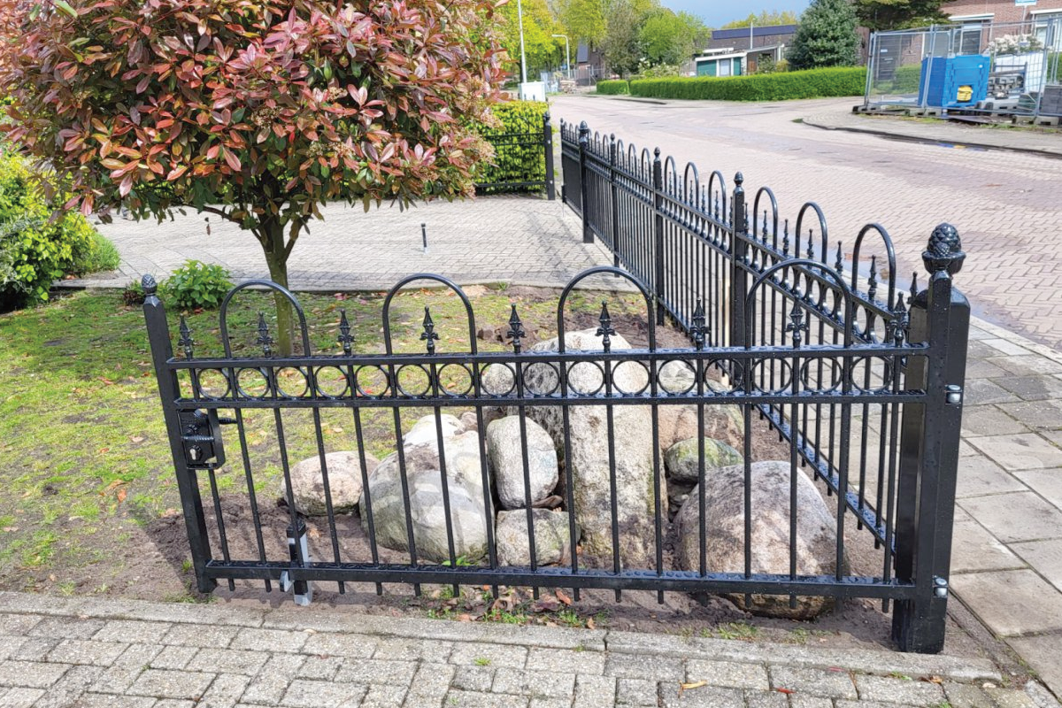 Stijlvolle stalen sierhekwerk