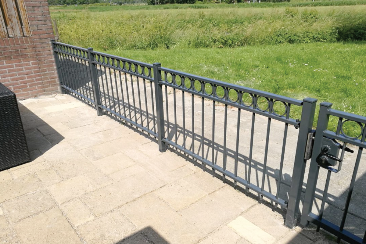 Webshop met stalen sierhekwerk